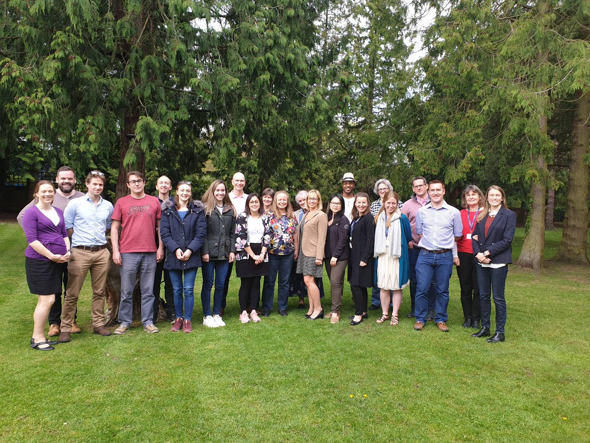 oxentia's tweet photo. What a fantastic team we have! A full house from the #Oxford office, at a celebratory lunch for the end of the financial year. Even the weather was kind to us! #team #oxentia #lunchinthesun #consultinglife #innovationconsultants https://t.co/KUKmFHui7E