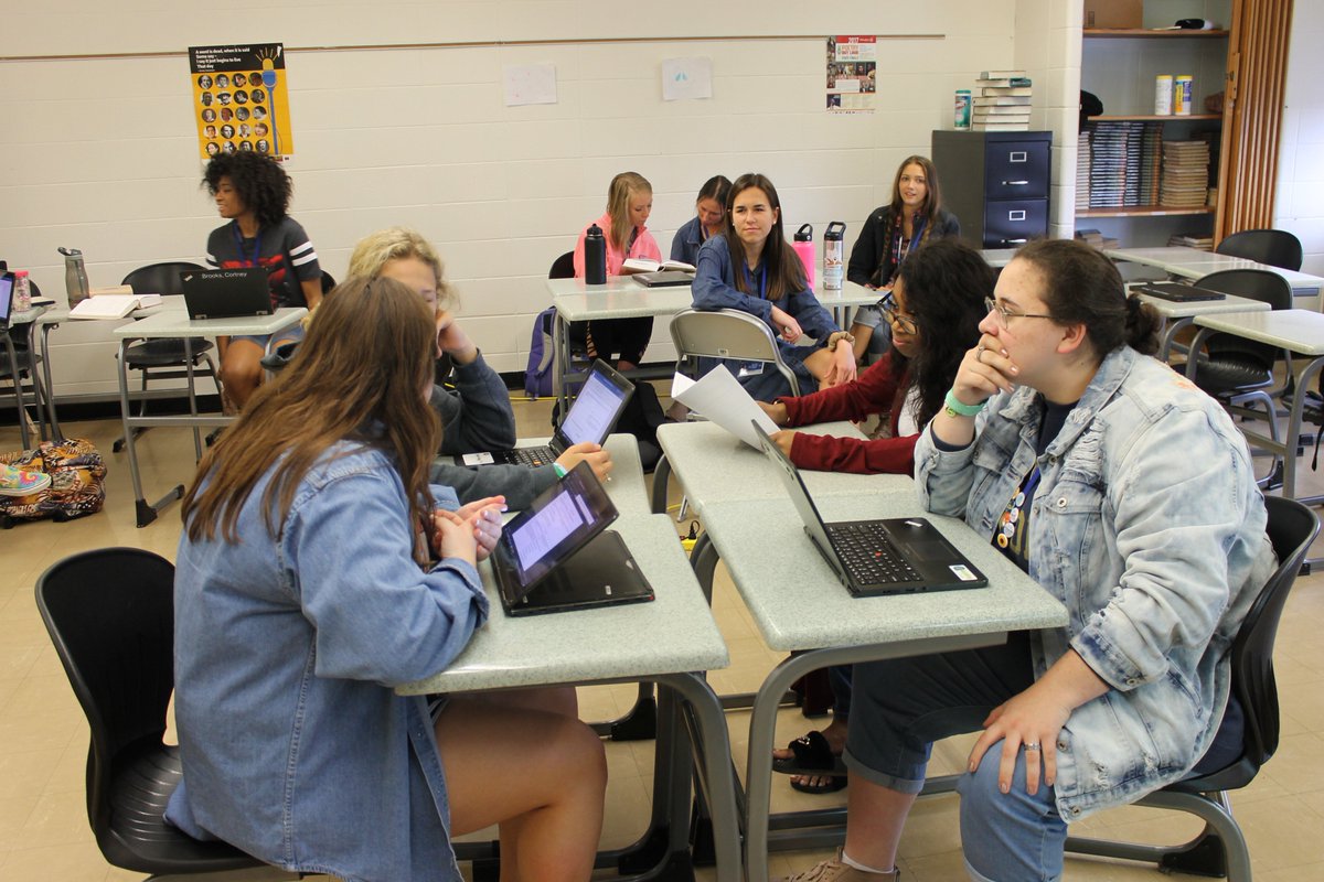 MNDCougars's tweet photo. Seniors in Mrs. Kate Grimm's English classes spent time today debating their different interpretations of "A Doll's House", a three-act play written by Norway's Henrik Ibsen. #SpiritedConversations #Classof2019 https://t.co/Rz4gAmTQjg