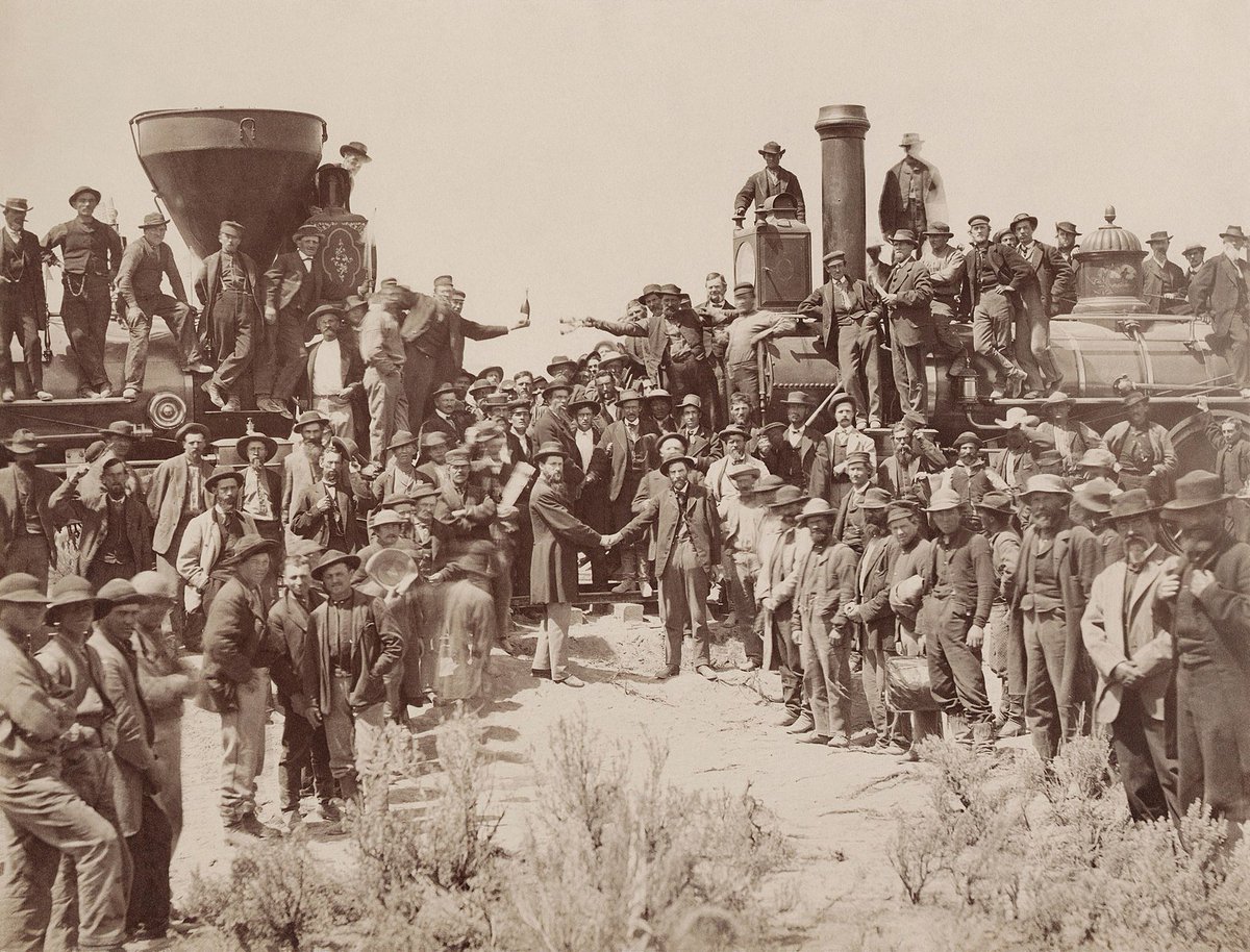 bridgitdao's tweet photo. iT's FriDaY! What are you bridging? We're looking @ #Transcontinental150 -- the 150th anniv. of the Golden Spike that completed the transcontinental railroad. #DYK that much of the rail was built by 20,000 Chinese immigrants largely forgotten by history? #BuildBridgesNotSilos https://t.co/SxGrkjNMsG