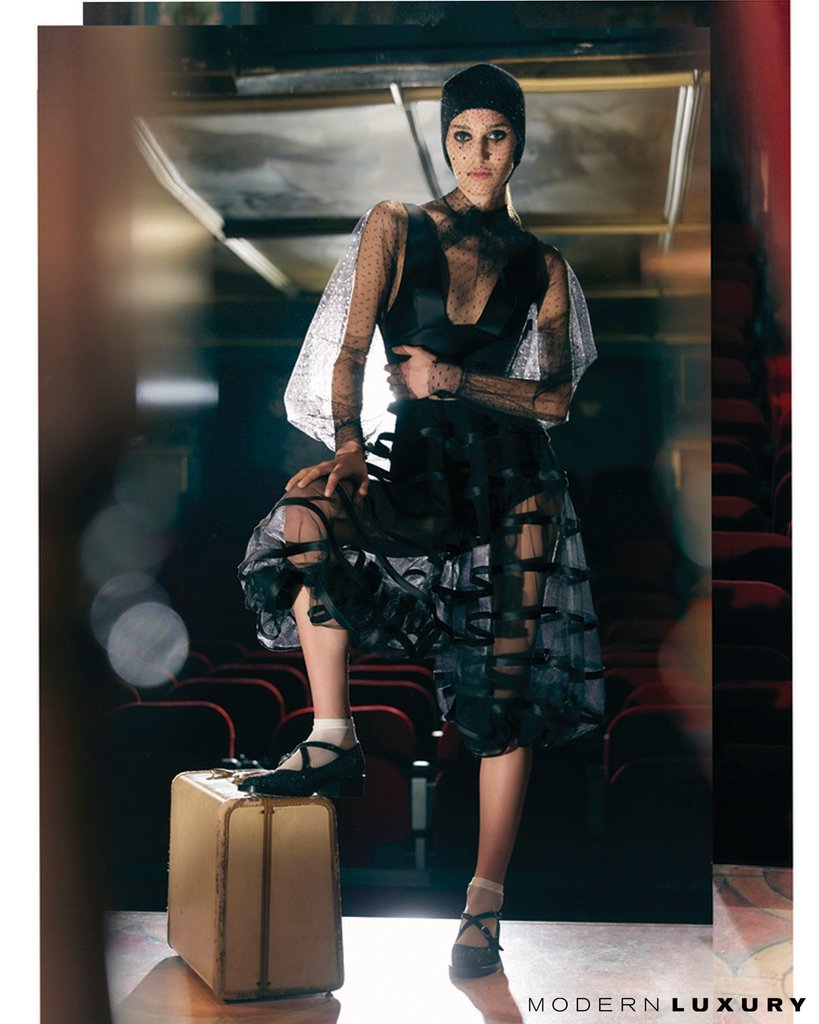 modluxsd's tweet image. “It’s SHOWTIME!” In our #mayissue we photographed the @dior #hautecouture in #paris.  We loved the theatrical feel of the collection and shot in a tiny theatre on the outskirts of town. 

Photo: @crs_ny styled 

Link to Digital Edition: mlsandiegomag.com/digital-editio…

#ModernLuxury