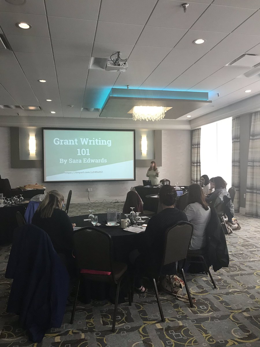 NWaskieLaura's tweet image. Whitney Point CSD’s @StephHodkinson presenting on developing a building-wide reading culture 📚 and @MECSDSpartans Sara Edwards sharing Grant Writing 101💰 #sharingthevision19