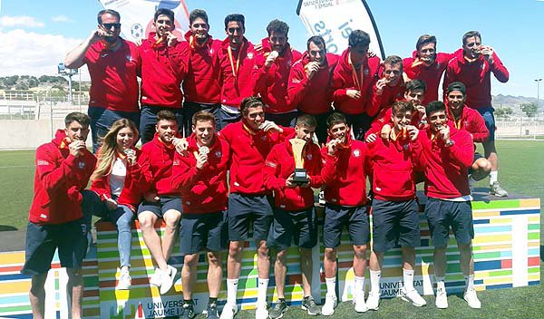 granadaenjuego's tweet photo. La selección granadina universitaria se proclama campeona de España
El combinado de Luis del Moral se impuso en la final a la Universidad Ramón Llull de Barcelona 
#GranadaEnJuego
@CanalUGR 
https://t.co/G3Md4icwzC https://t.co/1ZE0TCrBjJ