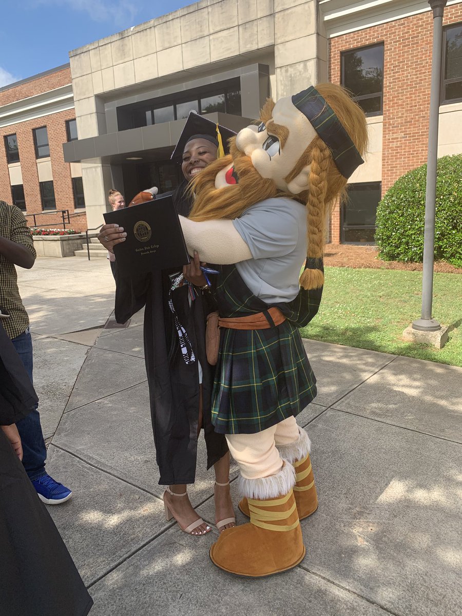 _lovekeydra_'s tweet photo. So this happened today and I just want to thank God because there were so many times where I said school wasn’t for me because I got so tired but I had to keep pushing thank you God for never leaving or forsaking me one down 2 more to go ❤️ https://t.co/D6PVogXzZP