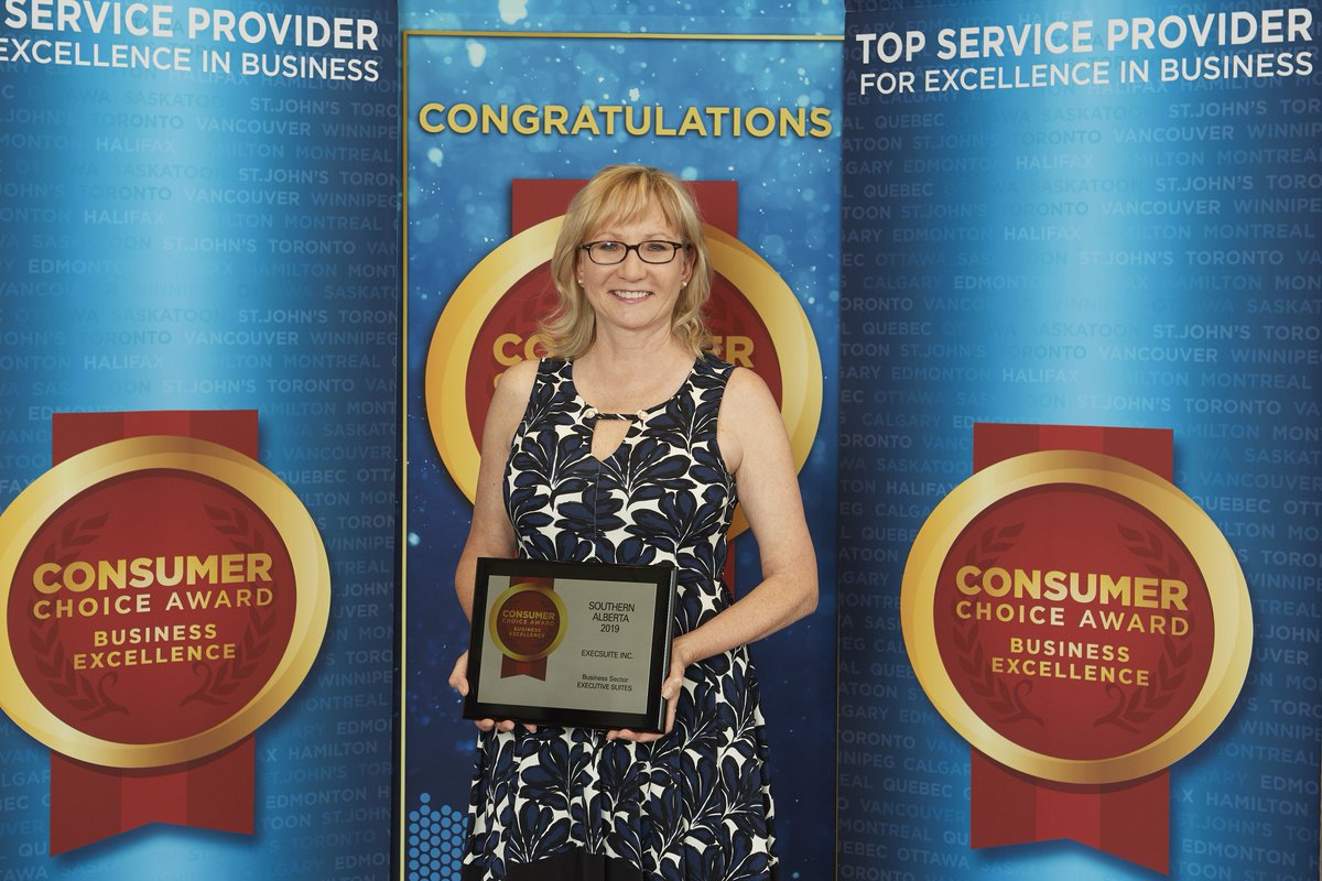 execsuiteca's tweet image. Proud to accept the Consumer Choice Award for Best Executive Suites in Southern Alberta on behalf of the ExecSuite team.