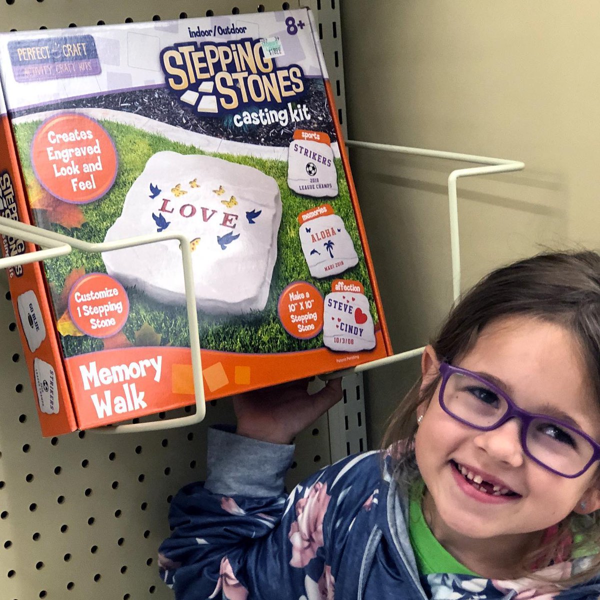 yourmodernfam's tweet photo. This is the face you make when you have found the perfect Mother’s Day gift for your grandma at @HobbyLobby 🥰🥰🥰 (and also the face mom makes when she finds her 40% coupon!) #Mothersday #toothlessgrin @SDToyz @HobbyLobby #PerfectCraft #SteppingStones #socialspotters #ad https://t.co/XWh2CYZ3Hf