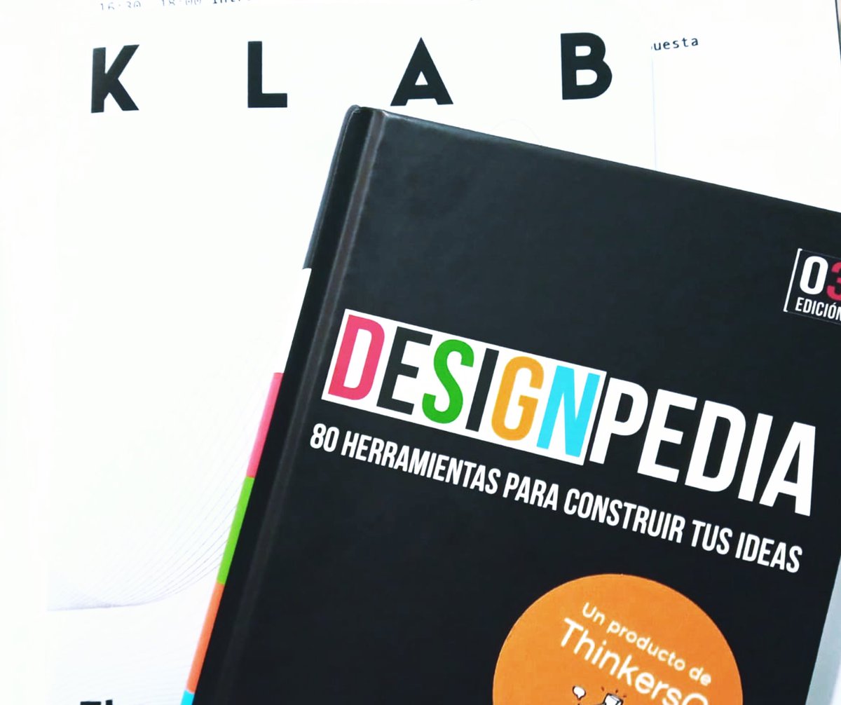 GustavoGarciaDz's tweet photo. Generando ideas en @klabformacion Encendiendo la mecha a través del #designthinking Proceso de innovación colaborativa dirigido por @JuanGascaTC de @ThinkersCo https://t.co/eX4h1Kpc6k