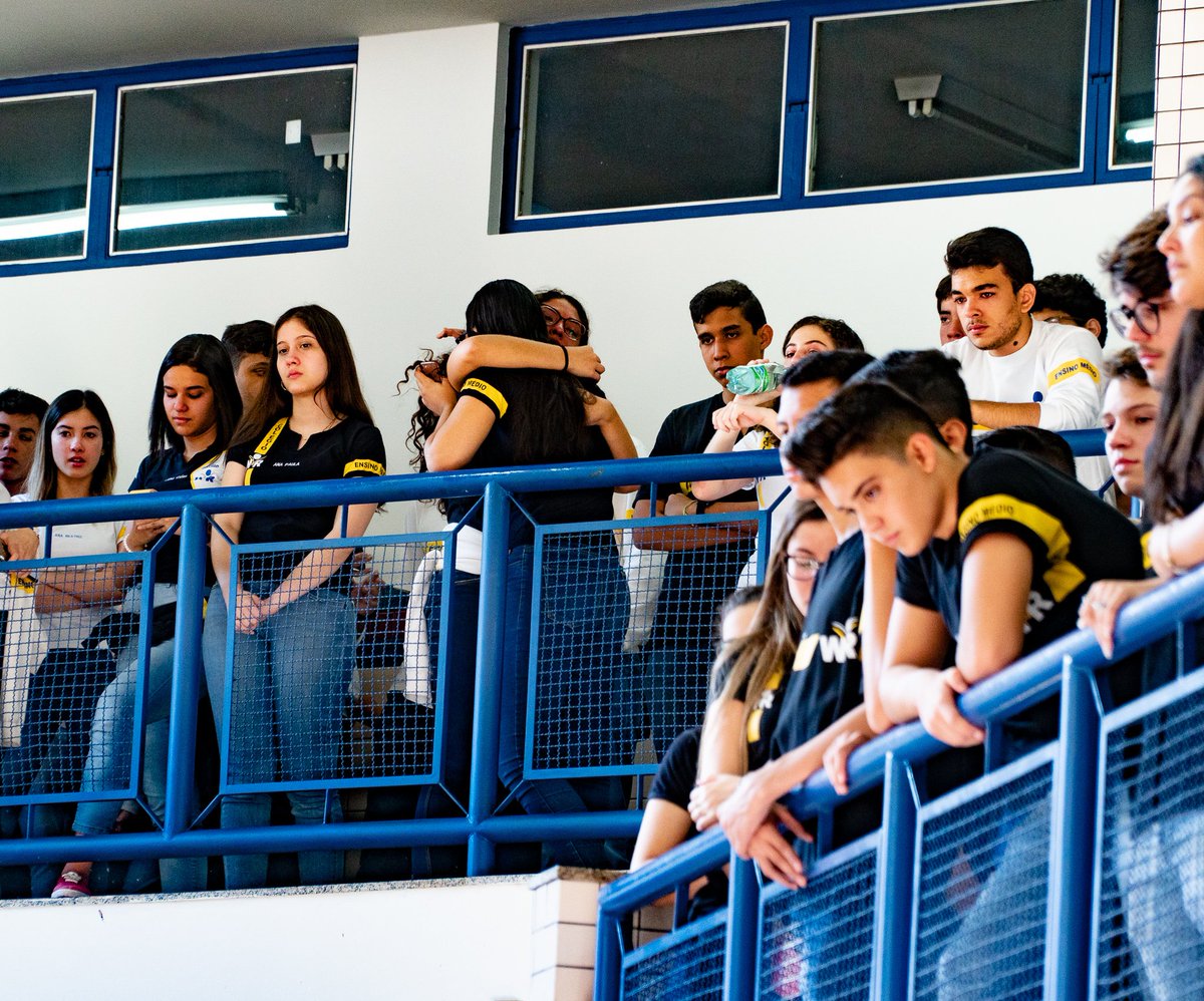 Colegio_WR's tweet photo. Hoje pela manhã, recebemos o palestrante Fernando Bacelar, líder e fundador do projeto social “Guardiões do Amor Maior”, para ministrar uma palestra cujo tema é: “Não falta amor, falta amar!”. https://t.co/CXnHBgjO19