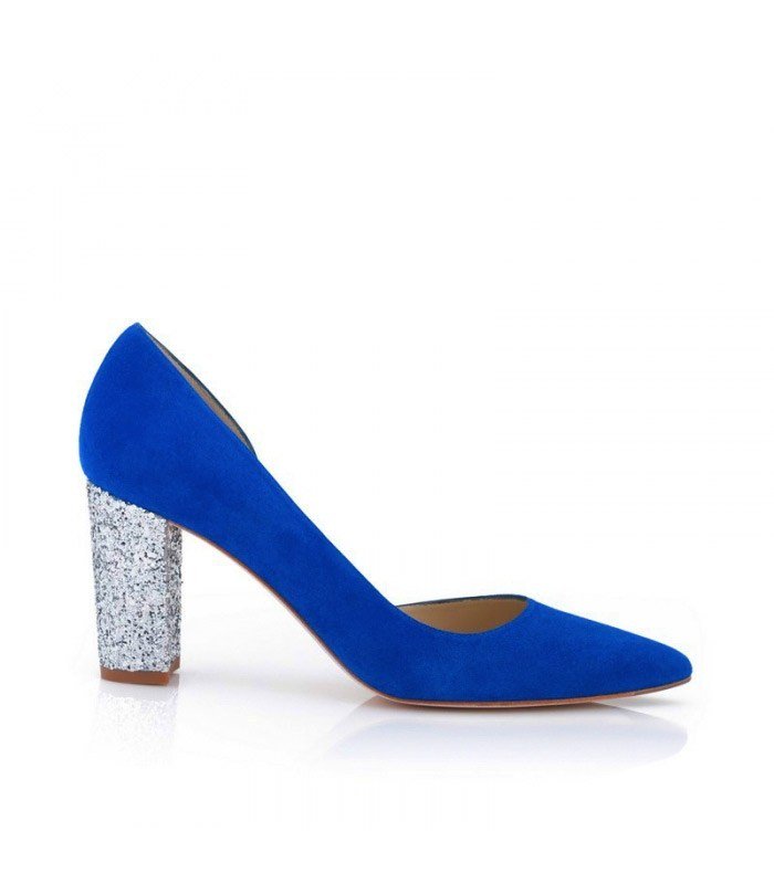 BigbangshoesES's tweet photo. Estoy súper contenta de presentaros a @customandchic 🎉 ¡Diseña tus zapatos de la talla 33 a la talla 44! .

😁👉Aquí tenéis la entrevista: https://t.co/xYuBLvTJeL

#diseñoamedida #handmade #green #sandalias #zapatosdenovia #zapatos #higheels #customandchic #shoes #fashion https://t.co/SXz0TblNoe