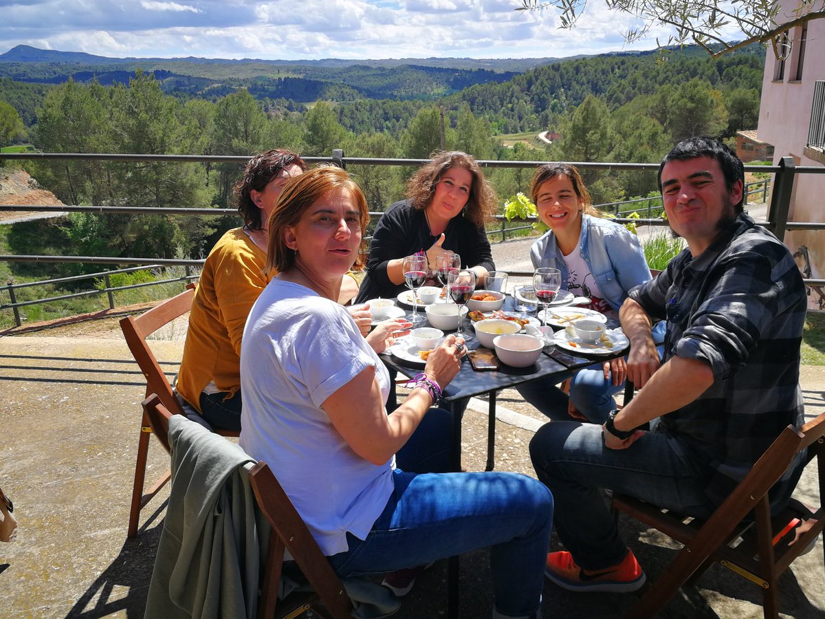 pallaresimma's tweet image. Tanquem les jornades @Ampans amb #ACTAS. Han estat tot un èxit! Gràcies companys del #canonge, @Muntanyolampans i als joves del #programasingulars per la vostra col·laboració.