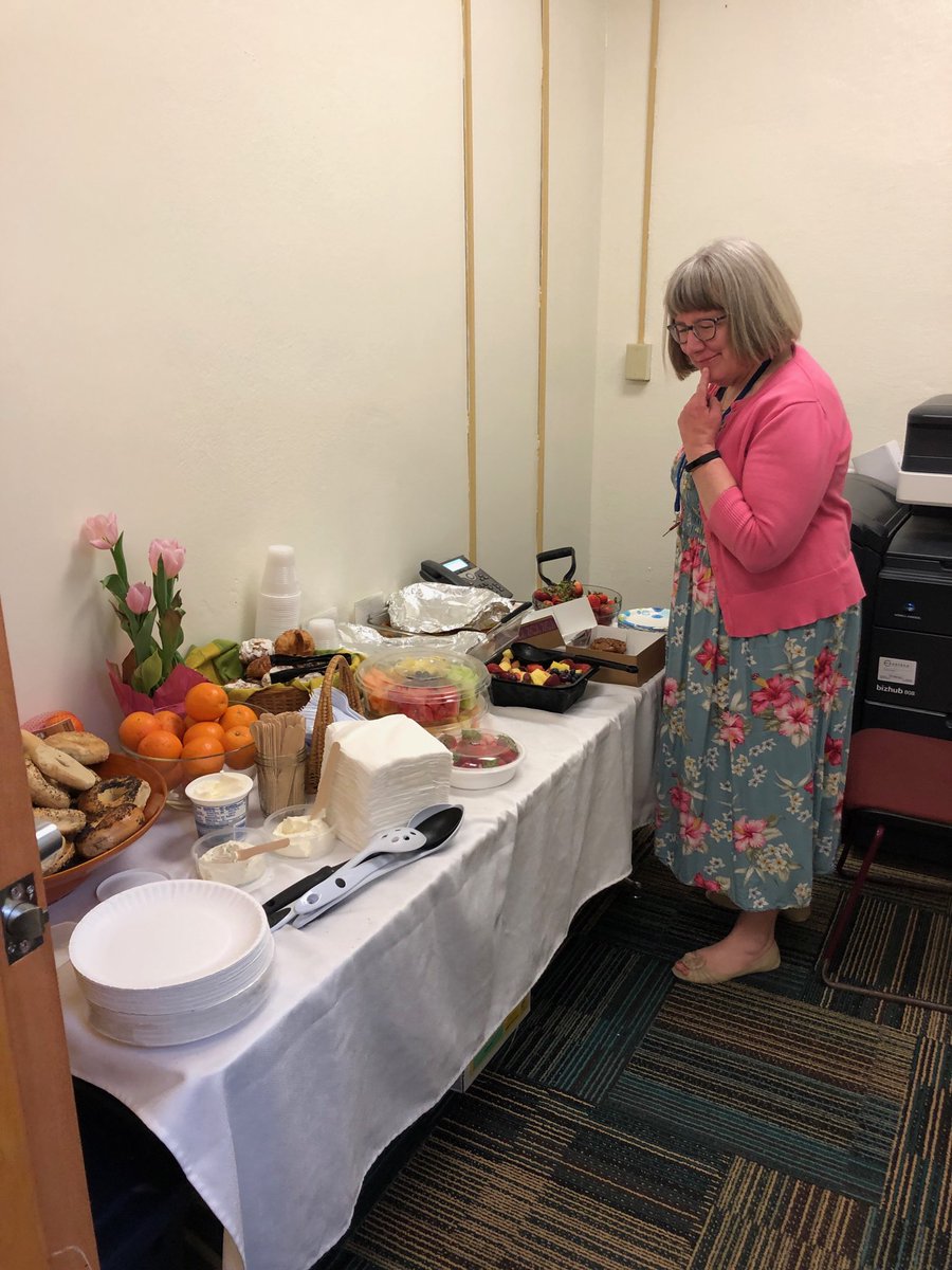 friershannon's tweet photo. Happiness is a teacher and her free breakfast for teacher appreciation week! Thanks ⁦@BelleShermanES⁩ PTA. Happy Friday ⁦@nancymthompson⁩ you deserve it (we all do)! https://t.co/90rggt78LC