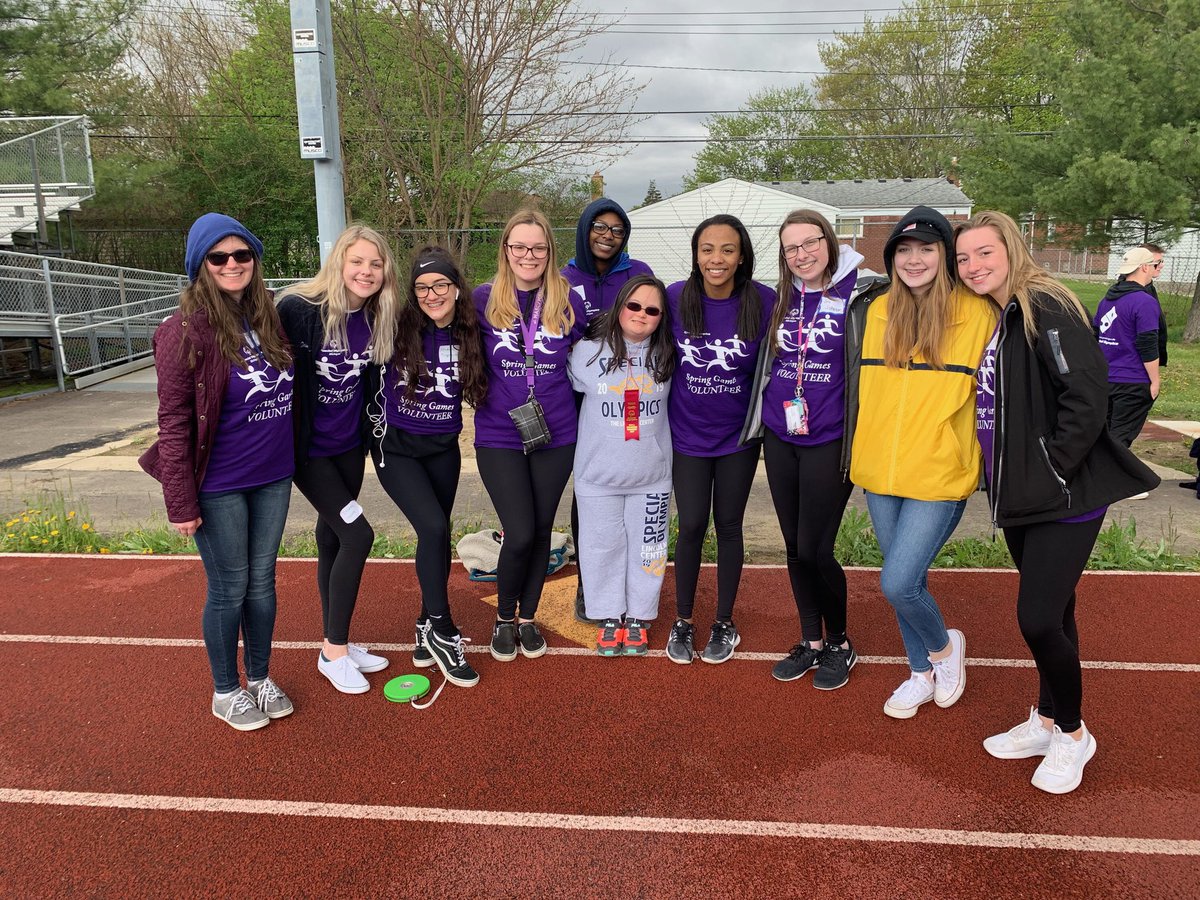 christamentor's tweet photo. Soooooooooo proud of my mentee for working so hard with the special Olympics! This fam LOVES @SpOlympicsMI https://t.co/L0MMeg3rHs
