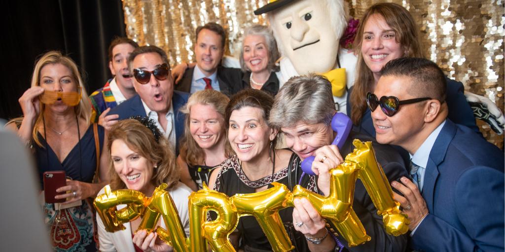 wakeforestmed's tweet photo. Nothing beats coming home again. #FBF to last weekend, our alums experienced the latest in medical education with tours of our cutting-edge facilities and danced the night away with old friends at MD Alumni Weekend 2019. #alumni #medicine #friends #wakeforestalumni #WFSOM https://t.co/AuPmRkxVg2