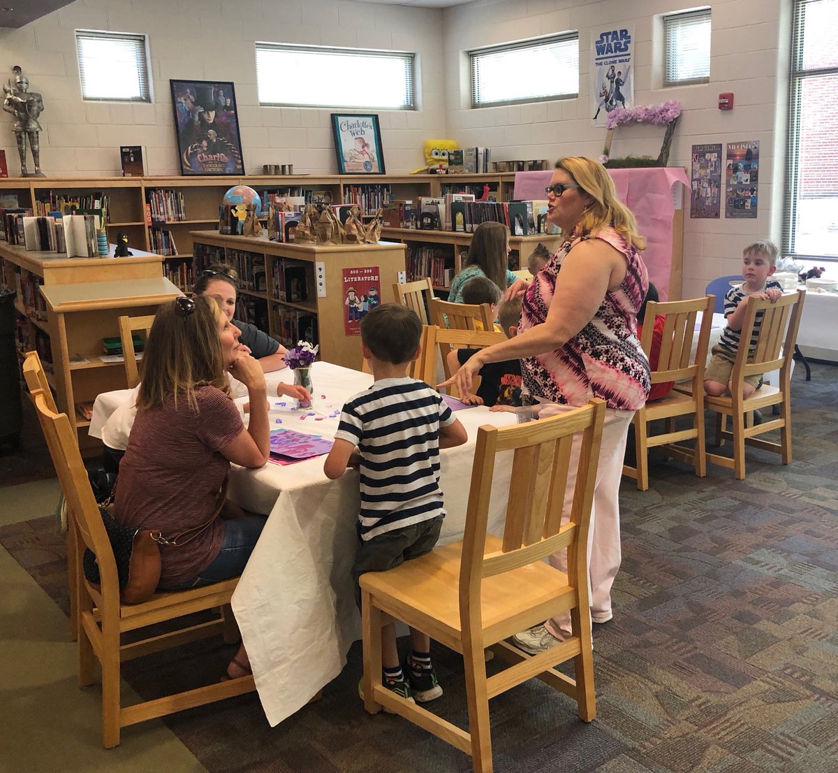 Super excited to host Mrs. Mell’s Mother’s Day Tea in the library! We ❤️ our MOMS! ⁦<a href="/FRESWarriors/">Flat Rock Elementary</a>⁩ ⁦<a href="/FRESPTO/">Flat Rock Elementary School PTO</a>⁩
