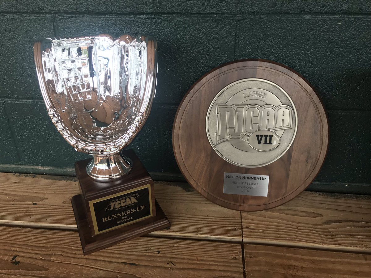 JSCCBaseball's tweet image. Our season comes to an end with a hard fought 4-1 loss to Walters State in the TCCAA Championship Game. We finish 33-22 and TCCAA runner-up. Thank you to all of the people who supported us on this run! #GoGreenJays