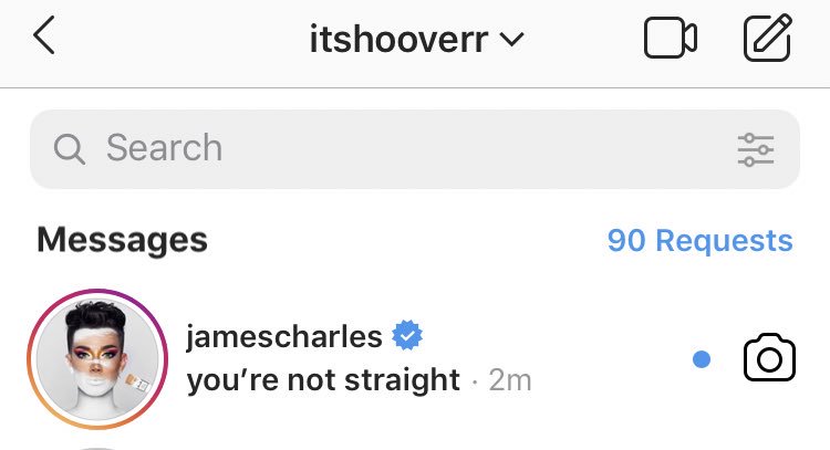 ??? <a href="/jamescharles/">James Charles</a>