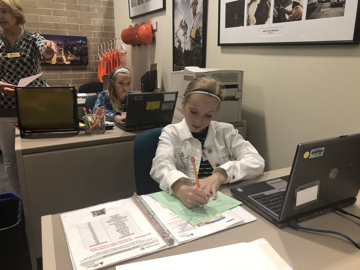 BizTown fun! <a href="/WrenHollow/">WrenHollow</a>