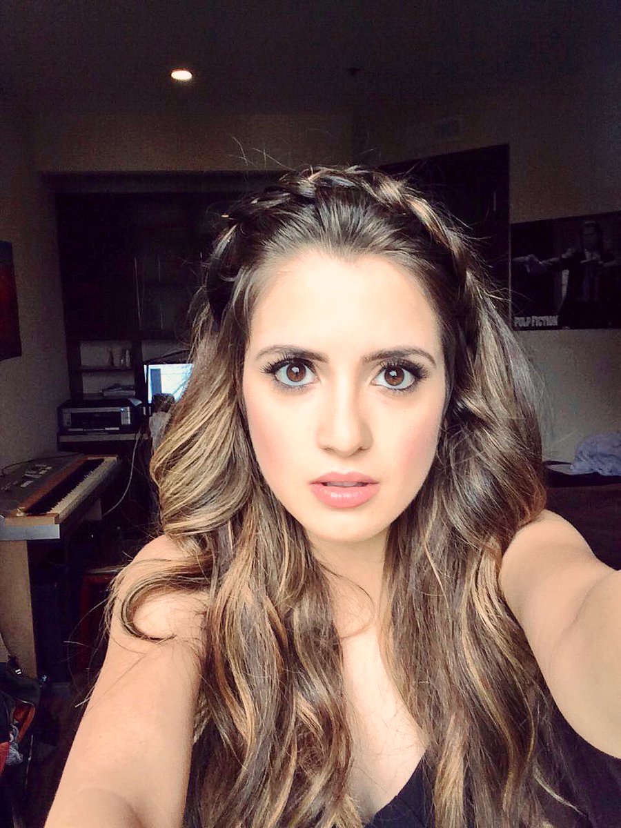 𝘣𝘢𝘣𝘺 𝘺𝘰𝘶 𝘢𝘯𝘥 𝘮𝘦 𝘳𝘪𝘨𝘩𝘵 𝘯𝘰𝘸