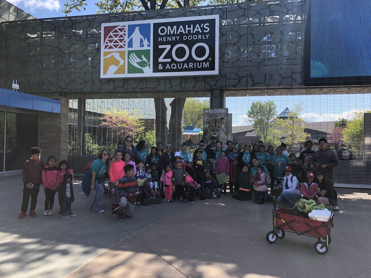 EllBps's tweet photo. Happy Mother’s Day to all our wonderful mothers. Thankful to celebrate our PADRES parent group with a field trip to the zoo. #BPSFNE #BPSNE #parentsmakingadifference  #Teambps https://t.co/cAD6yvW3Do