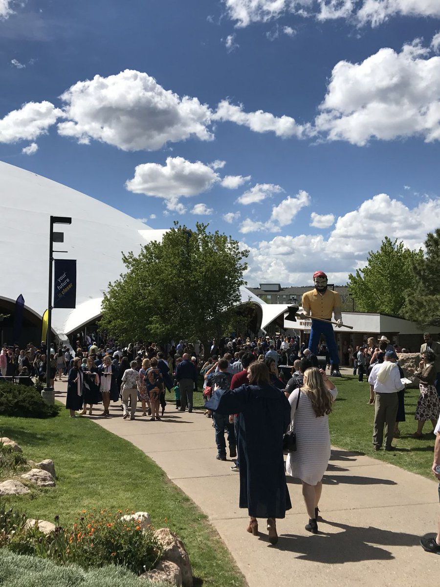 NAU's tweet image. #GradTip💡 Find a unique spot to meet up with your family after your ceremony!