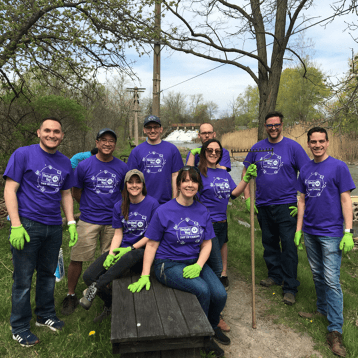 SharpNotions's tweet photo. TY @rocunitedway, for allowing @sharpnotions the opportunity to give back to our community with United Way’s Day of Caring. We were happy to get outside with our friends @lock_32_whitewater mulch and clear brush from their canal path. Great job everyone! 👏🏽 #DearDayofCaring https://t.co/0T7znqVWsf