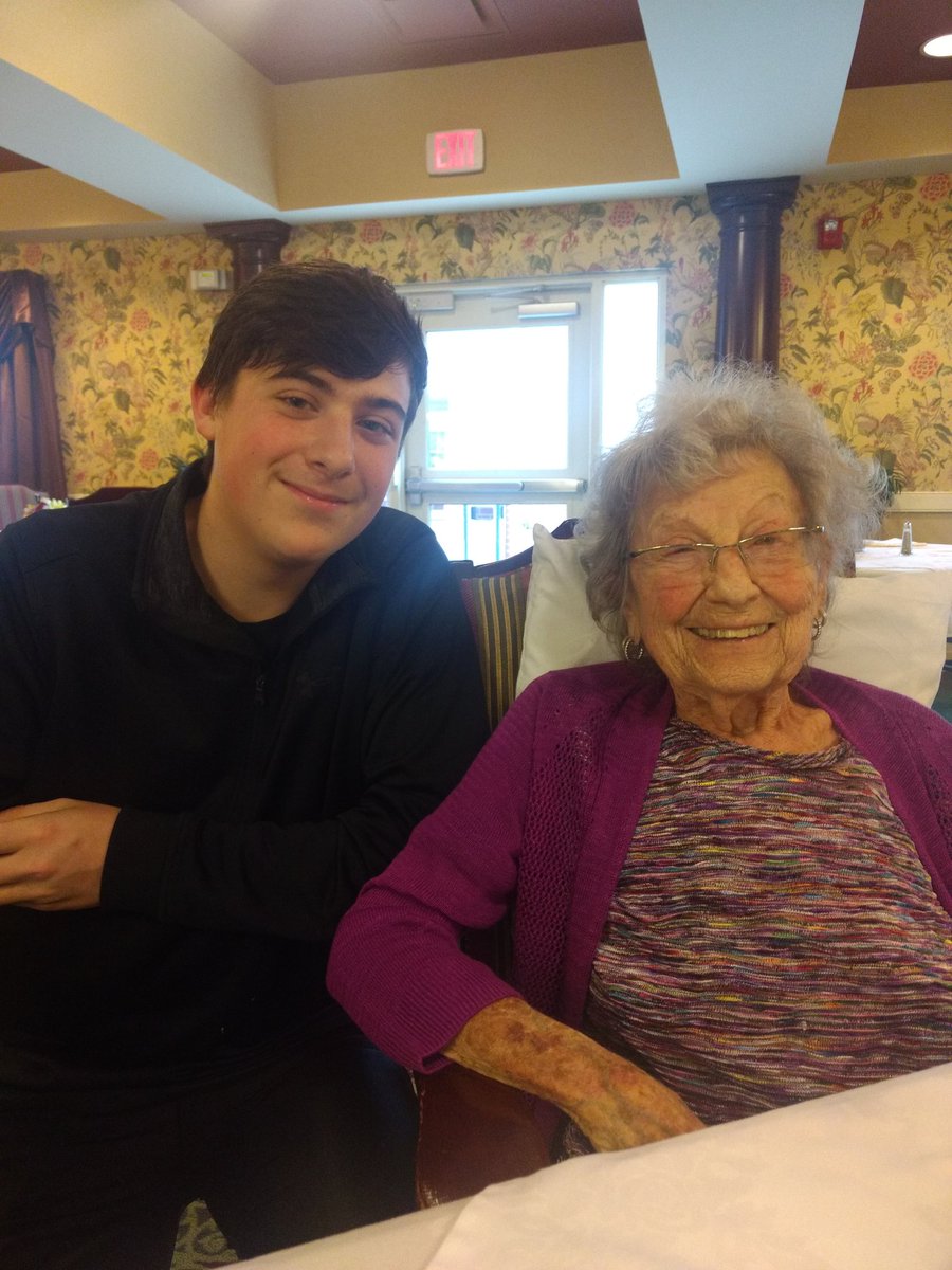 WillowsWillard's tweet photo. Help us welcome our new friends from Buckeye Central Highschool! Our Residents enjoyed your visit today! #connectgenerations #BucyrusCentral #CommunityEngagement #LetsTalkMore #willowsatwillard #trilogyliving https://t.co/1D4qecqShh