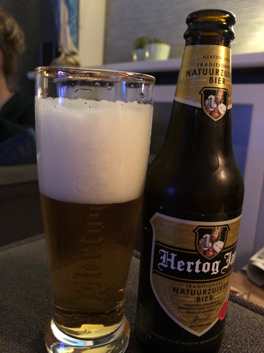 Leo_Westenbrink's tweet photo. Extra π»tje op verjaardag #JacobSchiphorst (vandaag zβn 54e).... Proost ... πͺπ»π’ https://t.co/YOeMv3mQa4