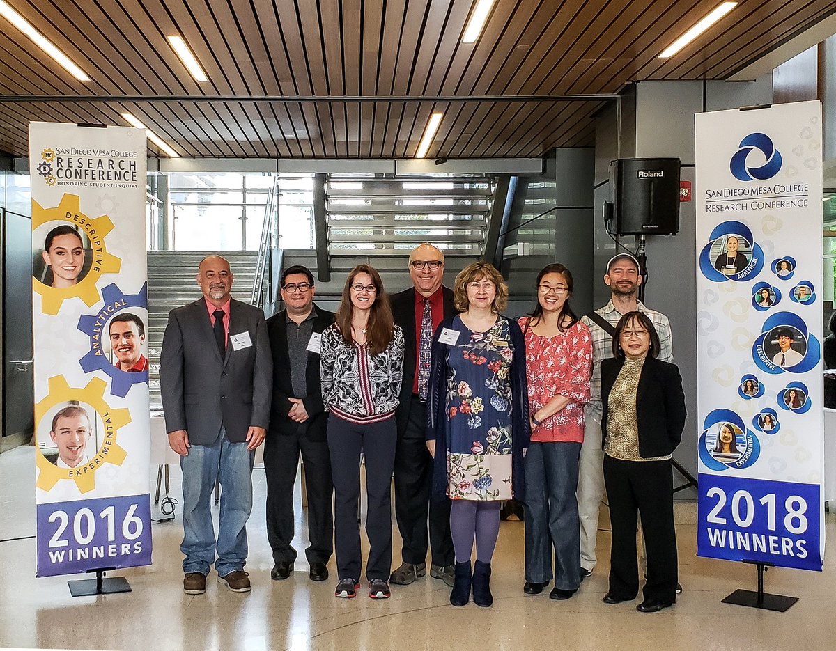 im_haihoang's tweet photo. Meet the SD Mesa Research Scholars and their faculty mentors.
A big shout-out to Sandra Perez, the brilliant student worker at our Research Office. She is the winner of the Analytical Category, and her research wowed me, I mean, all of us #sheissocool #MCRC2019 @sdmesacollege https://t.co/syWZKKoCWs