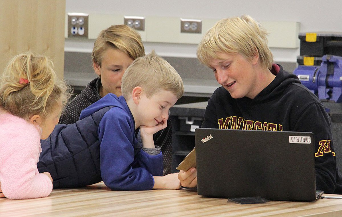 Delano Public Schools (@delanoschools) on Twitter photo Classes of @delanoelem students visited the eighth-grade <a href="/PLTWorg/">Project Lead The Way</a> lab today, where older students presented original stories to small groups with the help of <a href="/microbit_edu/">Micro:bit Educational Foundation</a>, small LED panels used to learn basic programming.
@ToryS_42 #TigerTerritory <a href="/DarrenSchuler/">Darren Schuler</a> Classes of @delanoelem students visited the eighth-grade <a href="/PLTWorg/">Project Lead The Way</a> lab today, where older students presented original stories to small groups with the help of <a href="/microbit_edu/">Micro:bit Educational Foundation</a>, small LED panels used to learn basic programming.
@ToryS_42 #TigerTerritory <a href="/DarrenSchuler/">Darren Schuler</a>