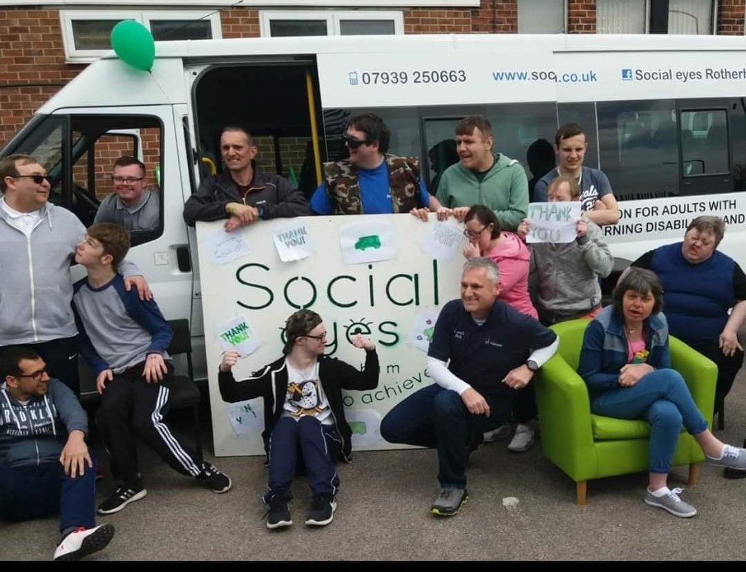 A huge thanks <a href="/JohnHealey_MP/">John Healey</a> for visiting Harding Avenue community centre today, your support and interest is appreciated by all @parkgateSEFC and Rawmarsh community.
@ColinM1956 <a href="/TheBootifulGame/">The Bootiful Game</a> <a href="/Rawmarsh/">Rawmarsh Community</a> <a href="/Simonsgal77/">Margaret Gregory</a> <a href="/RawmarshStJoes/">Rawmarsh St.Joseph's</a>