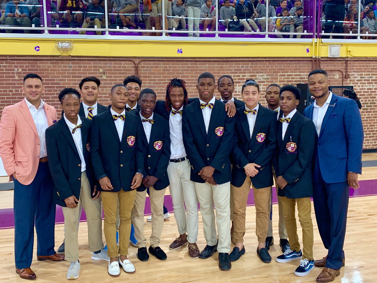 Legacy Early College Signing Day 2019! Happy day in my career seeing students I have worked w/ &amp; mentored achieve their goal! Today is the first day of the rest of their lives! <a href="/TigertownBound/">Clemson University Admissions</a> <a href="/clemson_IncEq/">Clemson Inclusion & Equity</a> <a href="/LegacyEarlyC/">Legacy Early College</a> #scholars #collegebound #tigertownbound #achieve