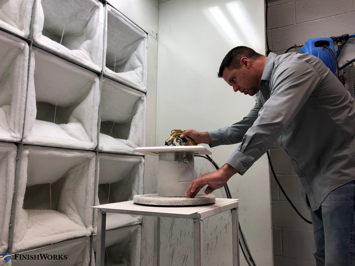 FinishWorksLLC's tweet image. A successful group training session in the #FinishWorks #ApplicationsLab is in the books! #FinishWorks pairs the best wood coatings with the best equipment for wood coatings. A big thanks to our partners at #SamesKremlin and #GlobalFinishingSolutions.