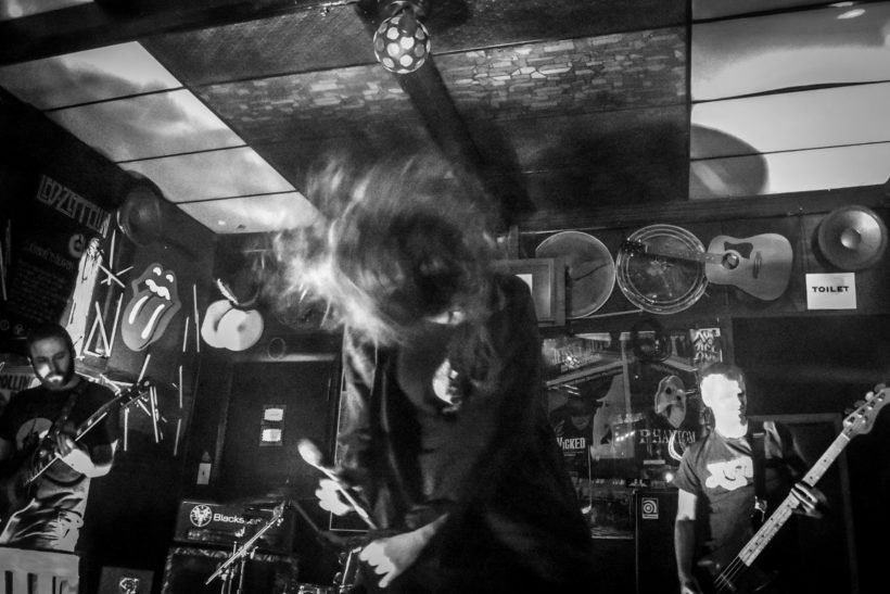 dbmagazine's tweet image. Descend into the madness of a new #Botis track. decibelmagazine.com/2019/05/10/tra…