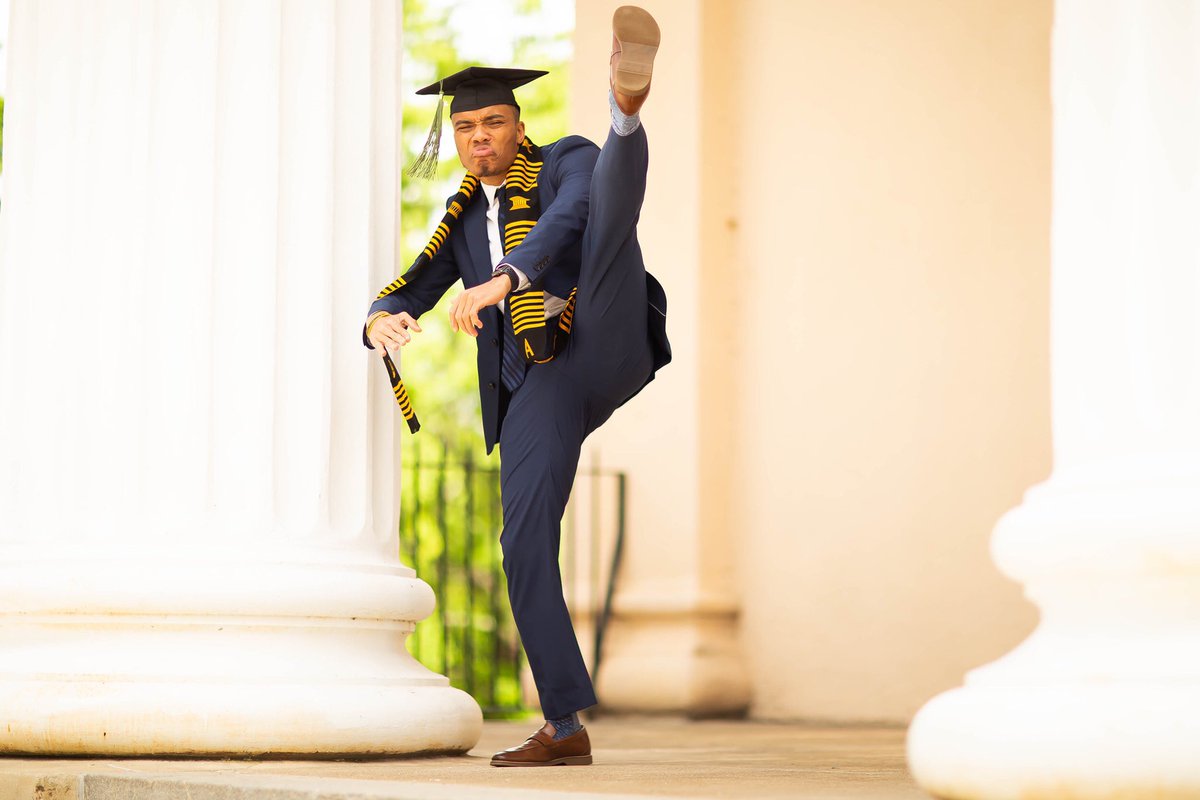 nolimitlemo's tweet image. Big Bachelors Energy 👨‍🎓PharmD 🔜