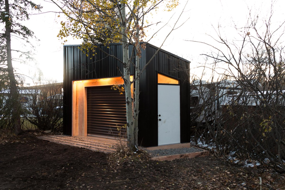 DropStructure's tweet image. DROP Structures exists for those moments when a small building can have an outsized effect on someone's life, like this motorcycle shop we created for a client looking to pursue his passion.
