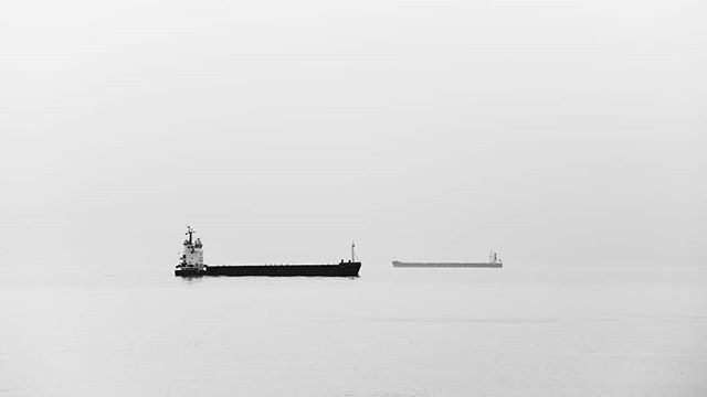 2 Ships | #ship #ships #Dardanells #Turkiye #Turkey #blackandwhitephoto #blackandwhite #bw #bnw #ig_bnw #bnwlas #bnw_greatshots #hikey #gf_bnw #raw_bnw #Canon #CanonGlobal #canonphoto #canonphotography #CanonEOSR #minimalism