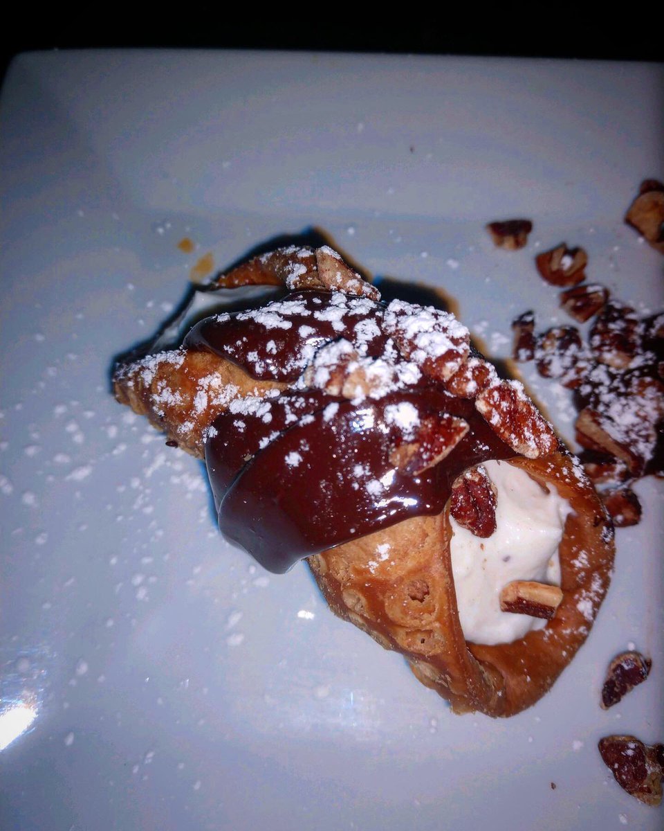 We thoroughly enjoyed our time yesterday evening at The Osteria at Camelot Cellars Spring Wine and Dine event! A special thank you to Chef Paul Yow and Sommelier Janine Aquino for the exemplary wine pairings!