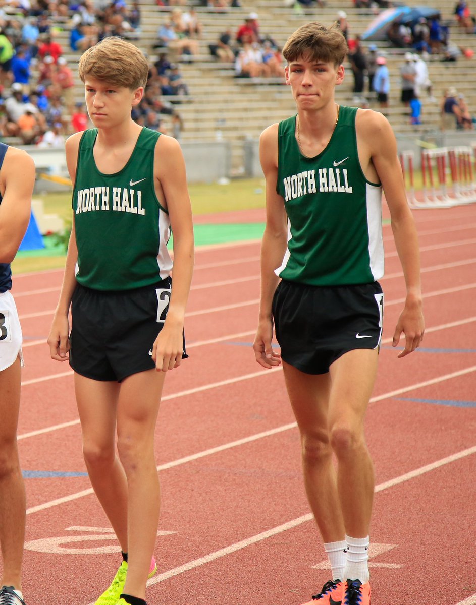 EaTm_'s tweet photo. North Hall Soph Andrew Jones hits a 3s PR running 4:26 for 5th in 3A State! https://t.co/GaoMw4WVwH