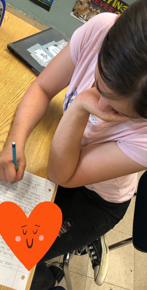 Levonne07's tweet photo. Don’t look, Moms, but we are using our ELA skills Ms. Kim Slater taught us! #HappyMothersDay #usingourskills #ThankfulForOurTeacher #lcsspride https://t.co/auGL58r9J7