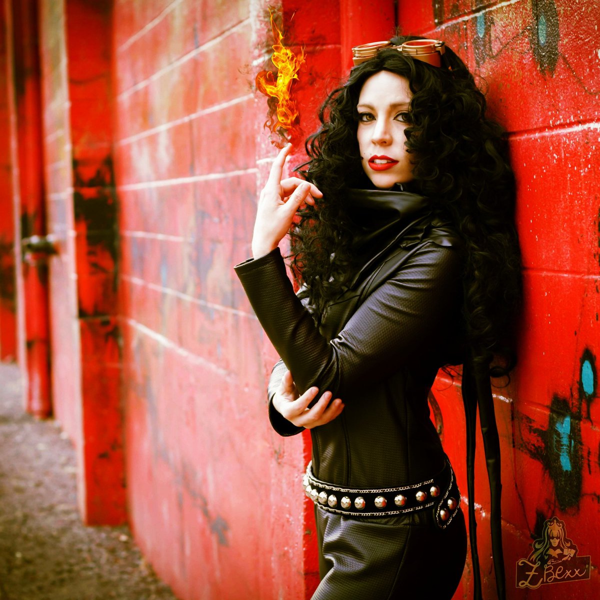 ZBexx's tweet photo. νιѕιтσяѕ? ι'ℓℓ gινє 'єм α тяα∂ιтισиαℓ кєяαℓ кєєρ ωєℓ¢σмє.🔥
#JayaBallard cosplay made/worn by @zbexx
First debuted this #cosplay at #MTGSeattle last year! I have 2 new cosplays for this year, Serra the Benevolent and...can you guess?!
#mtgcosplay #mtg #tcg @ChannelFireball https://t.co/08kqCRNj2w