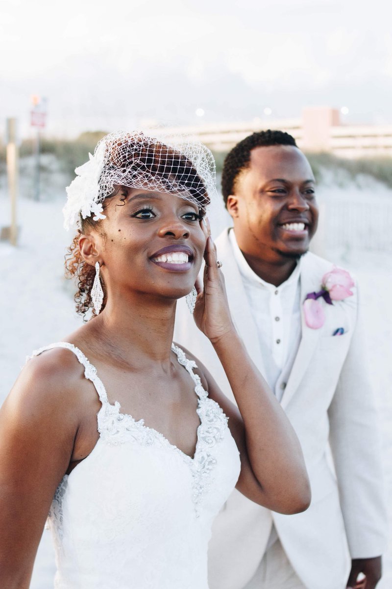 ImClearlyGreat's tweet photo. Last summer my cousin let me shoot for her wedding. This was definitely one of the most stressful things I’ve ever shot but I’m glad I got the experience and I’m excited to work with more couples in the future. https://t.co/5PLAY2OLeW