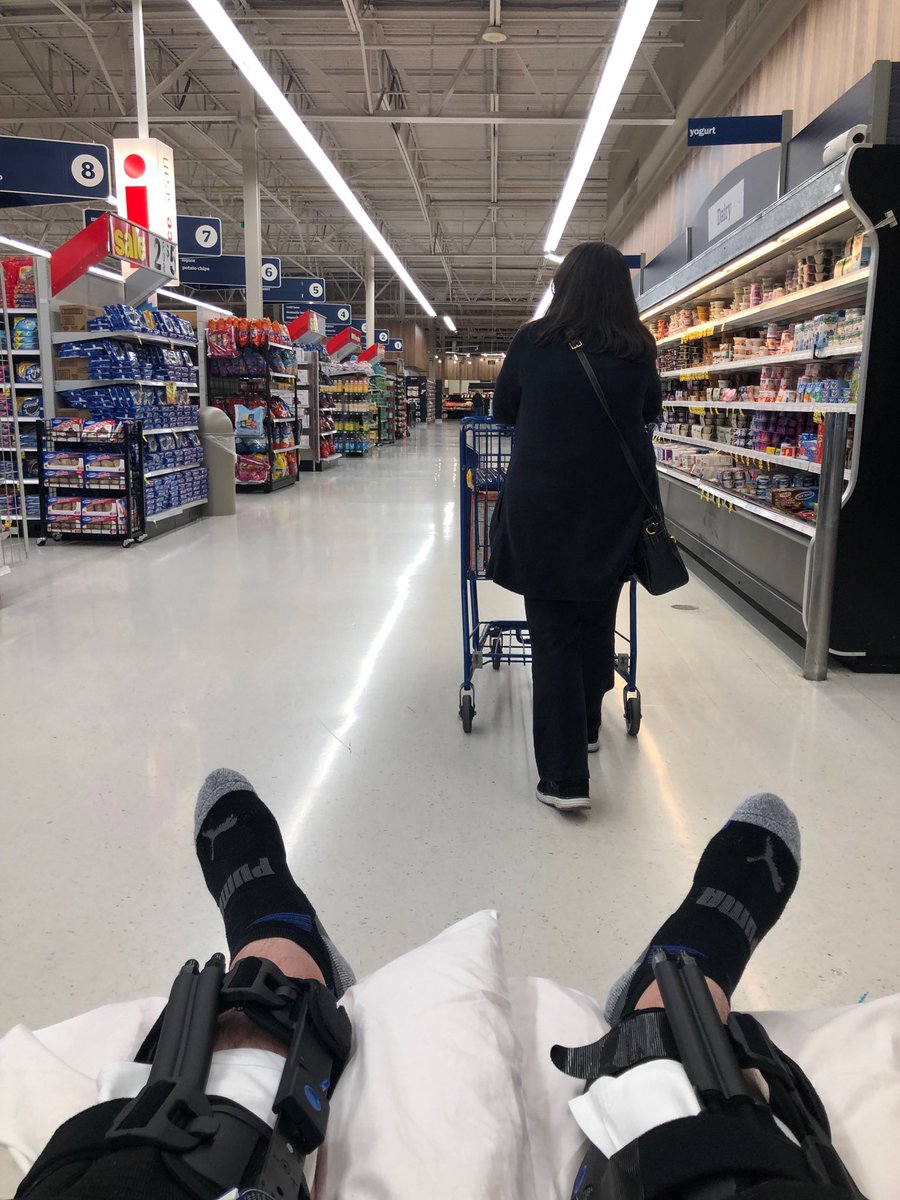 robswain21's tweet photo. Canβt let a couple bum knees get in the way of date night at β¦@meijerβ©!
#nocarryingbagsforme
#sorryhon https://t.co/MQxx7acYmc