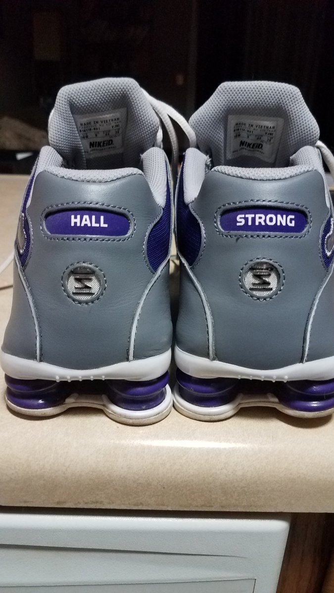 HallStrong45's tweet photo. Did few laps tonight in honor of my brother @RelayForLife #Warren #HallStrong💪💜 https://t.co/Tazj0vX8Sx