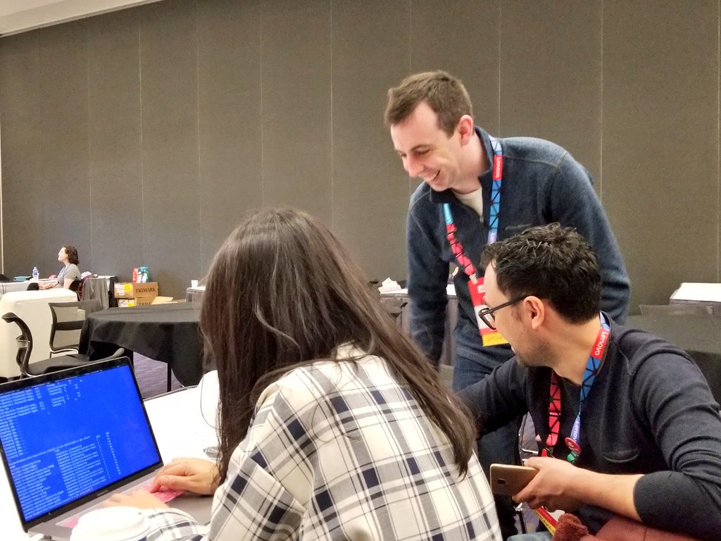 hguerreroo's tweet photo. It's amazing how you can be working and enjoying at the same time. Open source culture is what makes us @RedHat @RedHatJobs #RHSummit #backstage #redhatmiddleware Awesome team @Christina_wm @ni_ferraro @gary_gaughan https://t.co/HG4CzHh47o