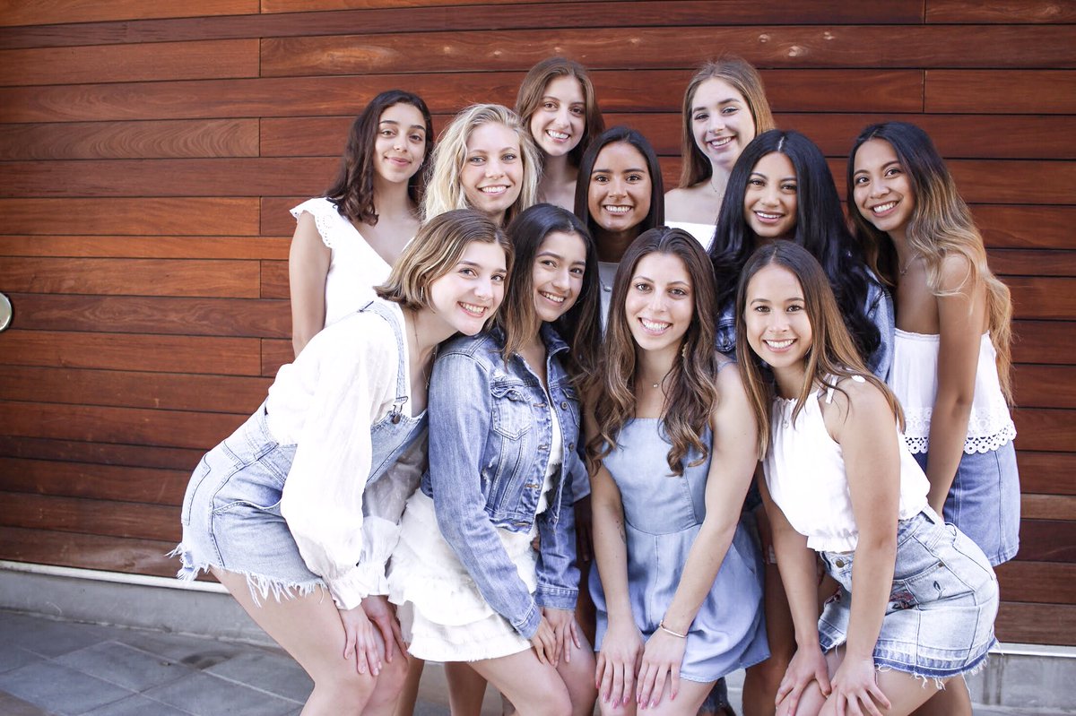 SigmaKappaUCSD's tweet photo. Our 2019 executive board has been doing incredible things so far, like creating the 1st ever “Proud to be PHC” video for UCSD, putting on events for the community and alumnae, and serving as role models for the chapter 🌟❤️ https://t.co/MTsYhxJDXF
