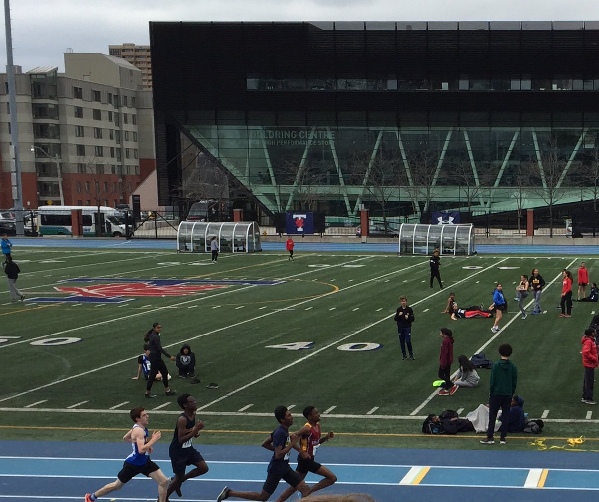 jpci_lib's tweet photo. Another great day for the Bloor @BloorCI track and field team! https://t.co/T1jd4aqxQB