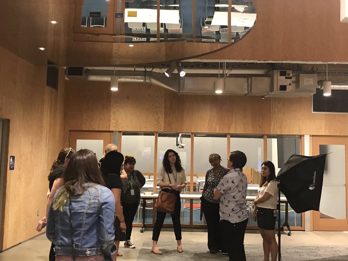 gonzlaur's tweet image. Thanks so much to @emmarosephd for hooking up our #wocincomputing group with a tour of @facebook ! @faniaeste @Bibhushanaa @njoying @savvynewb @cardina2
