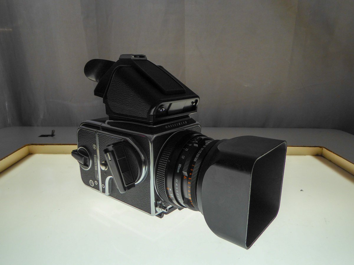 Looking for a new home for my Hasselblad 500 c/m kit.  Asking $3K.  Negotiable.  Serious offers considered. 

 sfbay.craigslist.org/eby/pho/d/berk…

#filmisnotdead #filmphotography #SanFrancisco #photography #camera