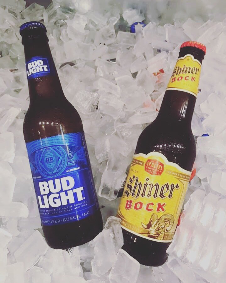 DamRedBarn's tweet photo. GRAND OPENING Beer Specials!! Shiner Bock bottles $3.25 and Bud Light bottles $2.25 until 9pm
Lazy J Fire Pizza and Wings will be here With some amazing food!
Karaoke starts at 7:30!
Don’t miss out on a GREAT NIGHT! #thedamredbarn #damgoodtime #lazyjfirepizza #canyonlaketexas https://t.co/WbX3SlQZ4j