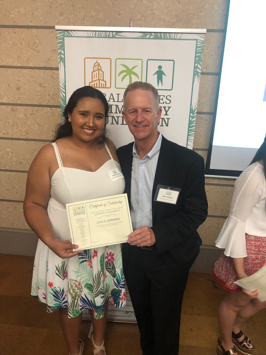 firstteemiami's tweet image. So proud! 🎉🎉🎉Congratulations to Zoila Herrera for earning a $7K scholarship #coralgablescommunityfoundation  #firstteemiami #ninecorevalues #perseverance #courtesy #judgment #responsibility #confidence #honesty #integrity #sportsmanship #respect @OrangeBowl