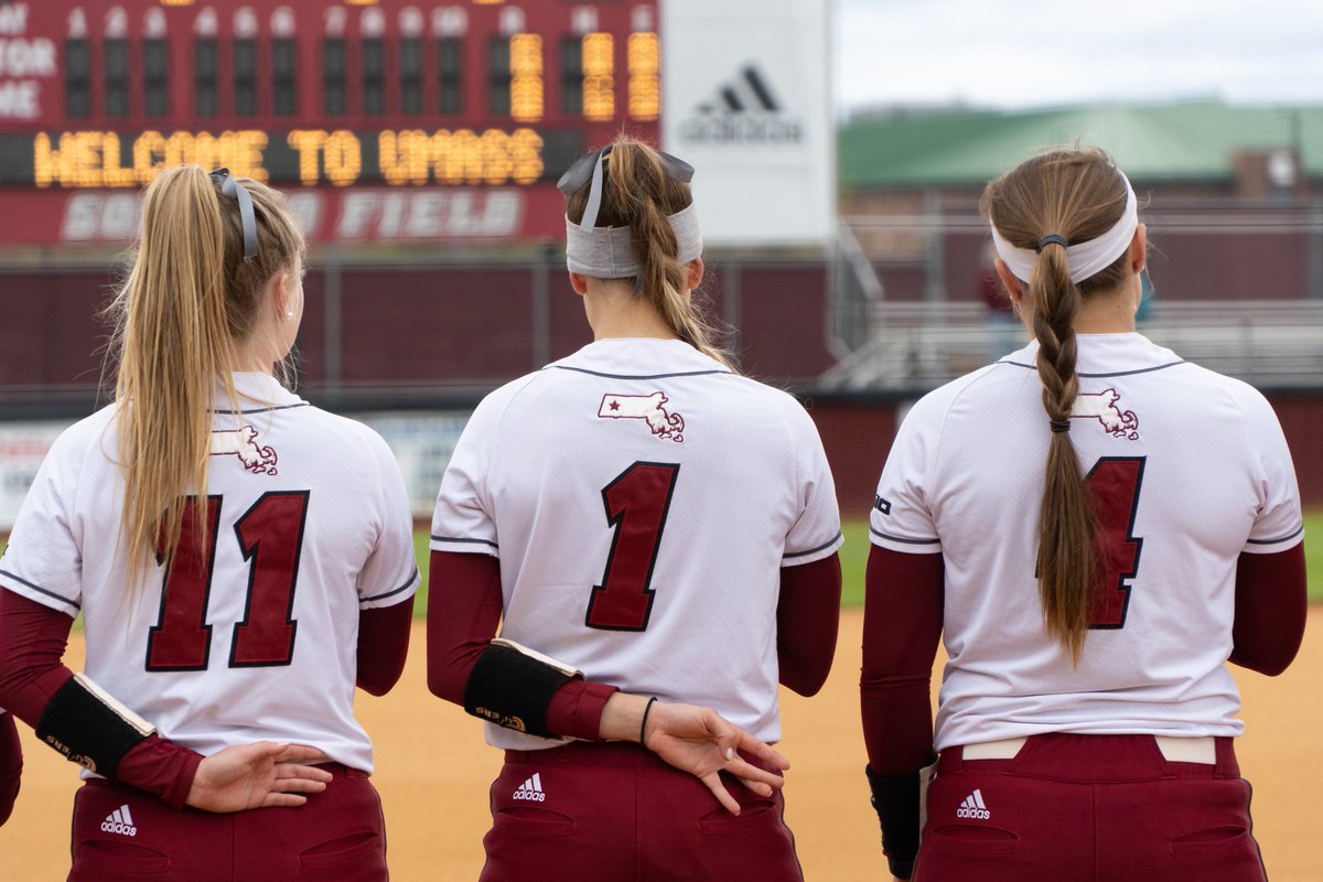 UMassSoftball's tweet photo. We’re going to miss this group! 😥

Thank you for a great four years and for everything you’ve done for UMass Softball! 👏

#Flagship 🚩 https://t.co/t6r8PtanAf